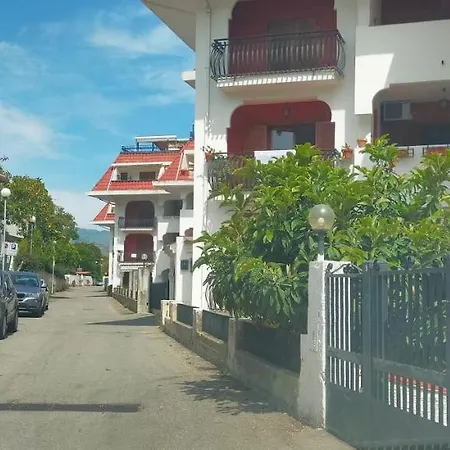 Carmen Beach House Recanati 펜션 *
