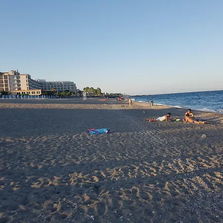 펜션 Carmen Beach House Recanati *
